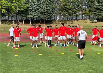 بعد وصول رباعي الأهلي منتخب مصر الأولمبي يخوض تدريباته كامل العدد استعدادا لمواجهة إسبانيا