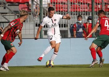 في ثالث مبارياته الودية فيديو باريس سان جيرمان ينتصر على أوجسبورج بثنائية