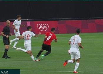 موندو ديبورتيفو تدخل طاهر على سيبايوس تقشعر له الأبدان