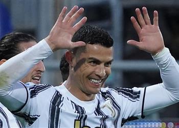سكاي تكشف موعد عودة رونالدو لتدريبات يوفنتوس ورباعي منتخب إيطاليا