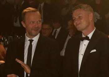 إد وودوارد بعد تجديد عقد سولشاير نسير في الاتجاه الصحيح مع ا