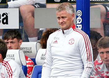 فيديو مانشستر يونايتد يتعرض لهزيمة برباعية من كوينز بارك رينجرز ودي ا