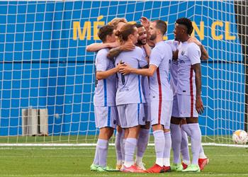 فيديو برشلونة يهزم جيرونا بثلاثية وديباي يسجل في ظهوره الأول