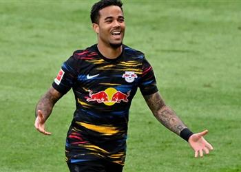 جاستن كلويفرت عن محمد صلاح وماني هذا هو المستوى الذي أطمح للوصول إليه