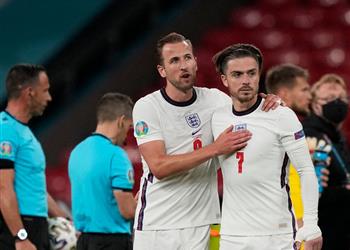 ذا صن مانشستر سيتي يتحدى قانون اللعب المالي النظيف ويصر على ضم كين وجريليش