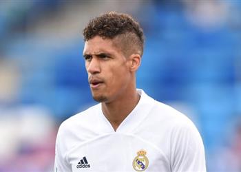 مع فاران مانشستر يونايتد يخطط لضم مدافع جديد من الدوري الإسباني