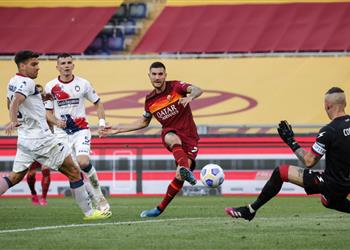 بيليجريني يتجاهل برشلونة وتوتنهام ويقرر البقاء في روما