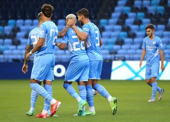 فيديو محرز يقود مانشستر سيتي للفوز على بريستون بثنائية ودي ا