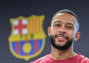 ديباي يروي كواليس انضمامه لـ برشلونة وتفاصيل حديثه مع كومان قبل إتمام الصفقة