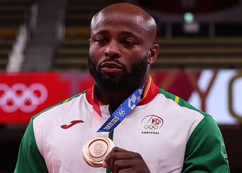 محارب السرطان فونسيكا يحصد برونزية الجودو أمام النحاس ويمنح البرتغال أول ميدالية بأولمبياد طوكيو