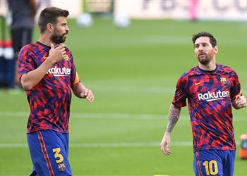 بيكيه أتمنى أن يكون ميسي مقتنع ا بتجديد عقده مع برشلونة