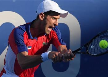 الإسباني كارينو يحرم دجوكوفيتش من برونزية التنس في أولمبياد طوكيو والصربي ينسحب من الزوجي