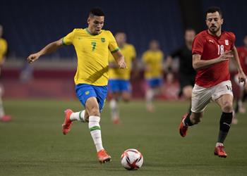 باولينيو كان من المفترض أن نحقق نتيجة أكبر أمام مصر