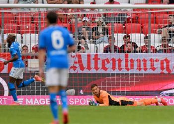 فيديو نابولي يكتسح بايرن ميونخ بثلاثية ودي ا