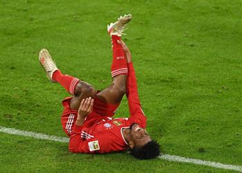 كومان يتعرض لإصابة قوية في مباراة بايرن ميونخ ونابولي