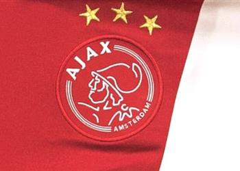 أياكس يعلن وفاة لاعبه الشاب وشقيقه في حادث سيارة