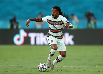 هدف ليفربول ليكيب ليل يحدد سعر بيع ريناتو سانشيز هذا الصيف