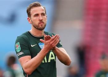هاري كين يغيب عن تدريبات توتنهام وسكاي تثير التكهنات حول مستقبله