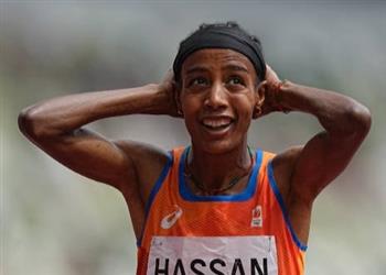 العداءة سيفان حسن الأثيوبية الأصل ت هدي هولندا ذهبية أولمبياد طوكيو