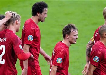 توتنهام وليفربول يتنافسان على نجم منتخب الدنمارك