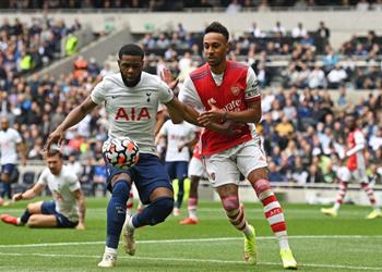 فيديو بمشاركة النني توتنهام يذيق آرسنال مرارة الهزيمة في آخر تجاربه الودية قبل الدوري الإنجليزي