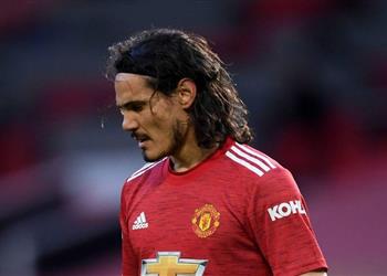 تقارير كافاني قد يغيب عن مباراة مانشستر يونايتد وليدز في الدوري الإنجليزي