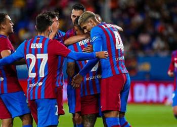 قبل أيام من انطلاق الدوري الإسباني برشلونة لم يسجل صفقاته الجديدة في الليجا