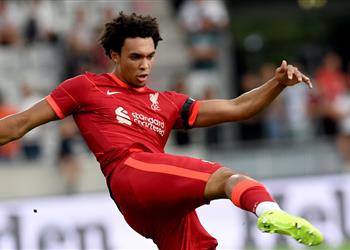 أرنولد محمد صلاح رياضي متميز وشخص رائع ولاعب ليفربول الشاب يتطلع لأن يصبح مثله