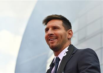 راتبه ليس 35 مليون يورو لو باريزيان تكشف تفاصيل عقد ميسي مع باريس سان جيرمان