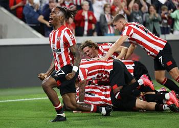 فيديو بداية كارثية آرسنال يسقط ضد برينتفورد بثنائية في الدوري الإنجليزي أمام أنظار النني