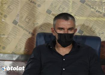 كارتيرون طالبت لاعبي الزمالك بـ الابتسامة بين الشوطين وسعيد بأعصابهم المتماسكة أمام الإسماعيلي