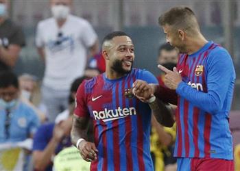 بيكيه ديباي صنع هدف ا لي لأنني خفضت راتبي من أجل تسجيله