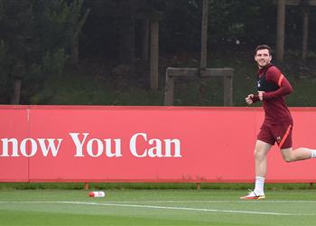 بعد تعافيه من الإصابة روبرتسون يعود لتدريبات ليفربول قبل مباراة بيرنلي في الدوري الإنجليزي