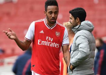 تقارير توتر العلاقة بين أوباميانج وأرتيتا في آرسنال