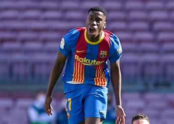 برشلونة يحدد ثمن بيع موريبا ويجبره على خيار صعب