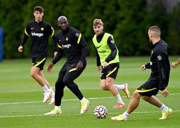 صور حكيم زياش وكانتي يعودان لتدريبات تشيلسي قبل ديربي لندن أمام آرسنال