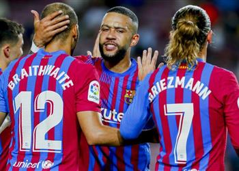 ديباي لم أستطع قول مرحب ا لـ ميسي وتوجد كيمياء مع كومان