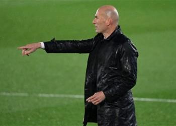 زيدان يتبرع بمبلغ مالي كبير لضحايا الحرائق في الجزائر