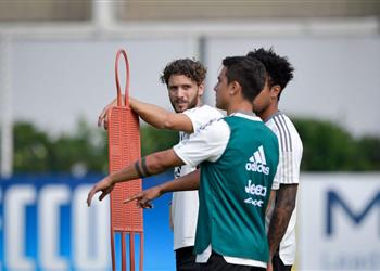 لوكاتيلي رؤية رونالدو كخصم ثم زميل شيء مثير وعانيت بسبب هدفي في يوفنتوس