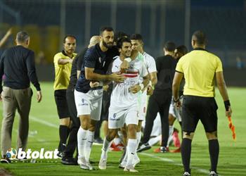 فيديو الزمالك يفوز على سيراميكا كليوباترا بثنائية ويقترب من حسم لقب الدوري