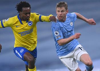 جناح كايزر تشيفز السابق انتقال بيرسي تاو إلى الأهلي خطوة للوراء