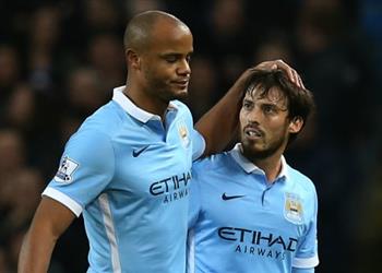 مانشستر سيتي يزيح الستار عن تمثالي كومباني وديفيد سيلفا قبل مواجهة آرسنال