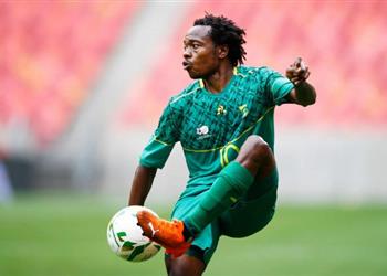 مدرب جنوب إفريقيا ي علنها انتقال بيرسي تاو إلى الأهلي سيتم خلال أيام