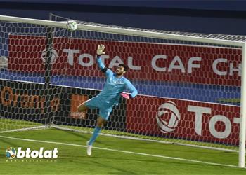 الأهلي ي علن سبب غياب محمد الشناوي عن مباراة الجونة