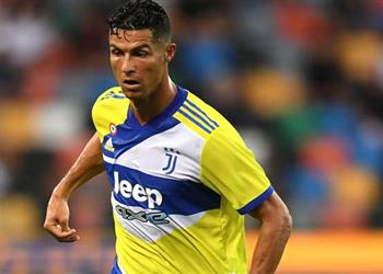 تقارير كريستيانو رونالدو يتواصل مع ثلاثي مانشستر سيتي