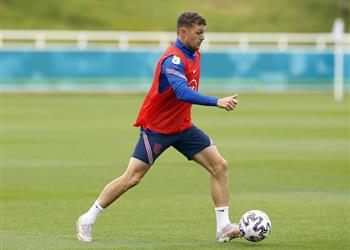 أتلتيكو مدريد يشترط ضم أوباميانج أو لاكازيت لبيع تريبير إلى آرسنال