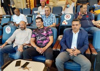 هيثم فاروق يحضر مران الزمالك ويهنئ اللاعبين بعد التتويج بالدوري