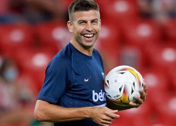 بيكيه يشتري حقوق بث الدوري الفرنسي بعد انتقال ميسي إلى باريس سان جيرمان