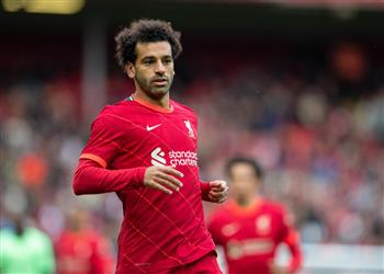 بسبب محمد صلاح مالك كريستال بالاس السابق يهاجم مدرب بيرنلي منافق