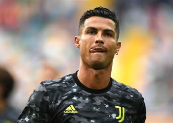 ناصر الخليفي يعلن موقف باريس سان جيرمان من التعاقد مع كريستيانو رونالدو